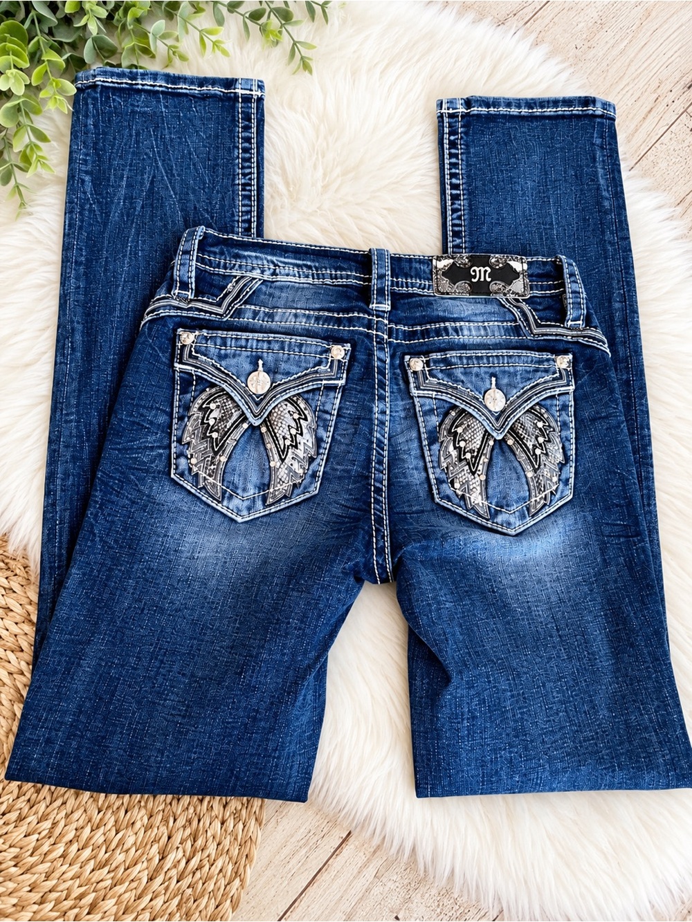 Miss Me Dark Blue Straight Jeans with Embroidered Angel wing Back Pocket size 26